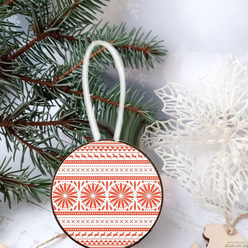 Round Christmas tree hanging sign with patterns